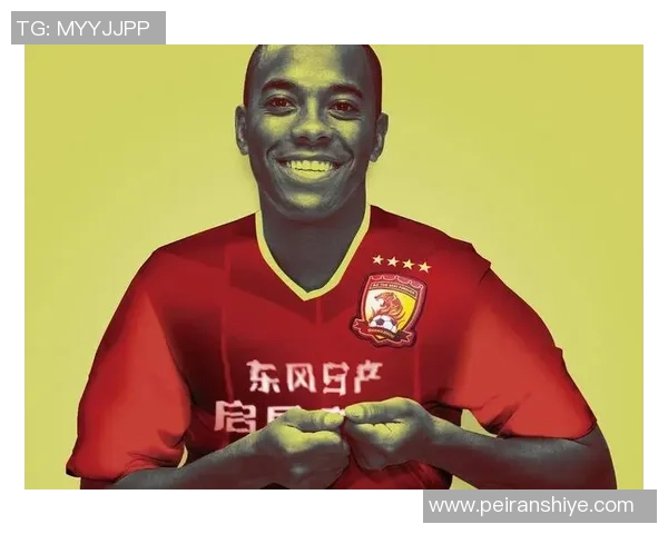 足球明星背后的故事与争议揭秘，光鲜亮丽背后不为人知的辛酸与挑战